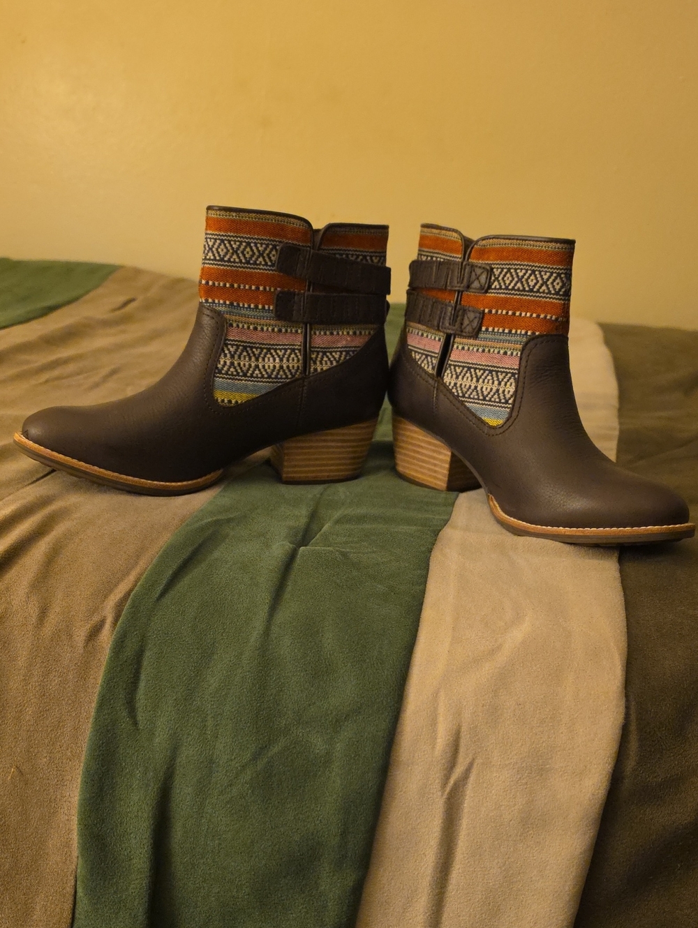 Women’s Brown Ankle Boots with Patterned Textile Collar